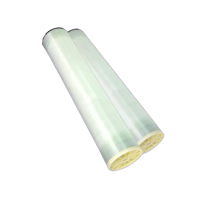 Seawater reverse osmosis membrane element for desalination system